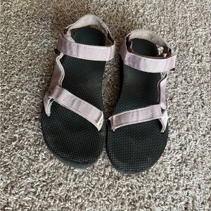 Teva Women’s universal sandal